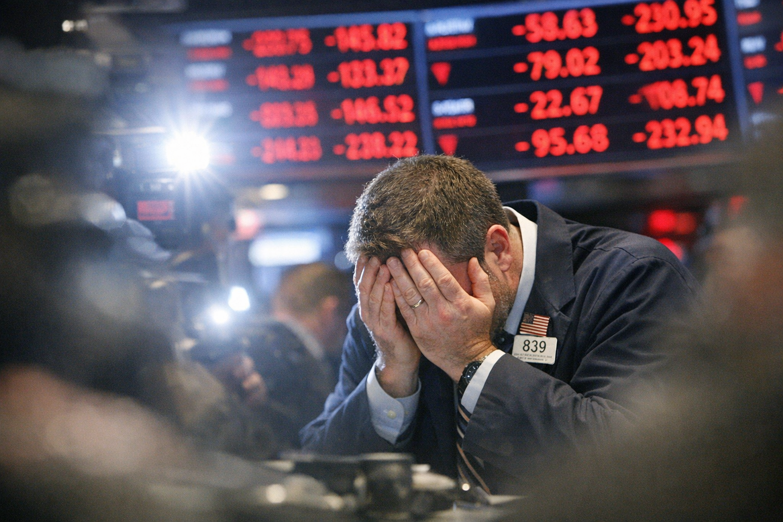 AI Bubble Bursts as Chip Stocks Plunge Into Panic